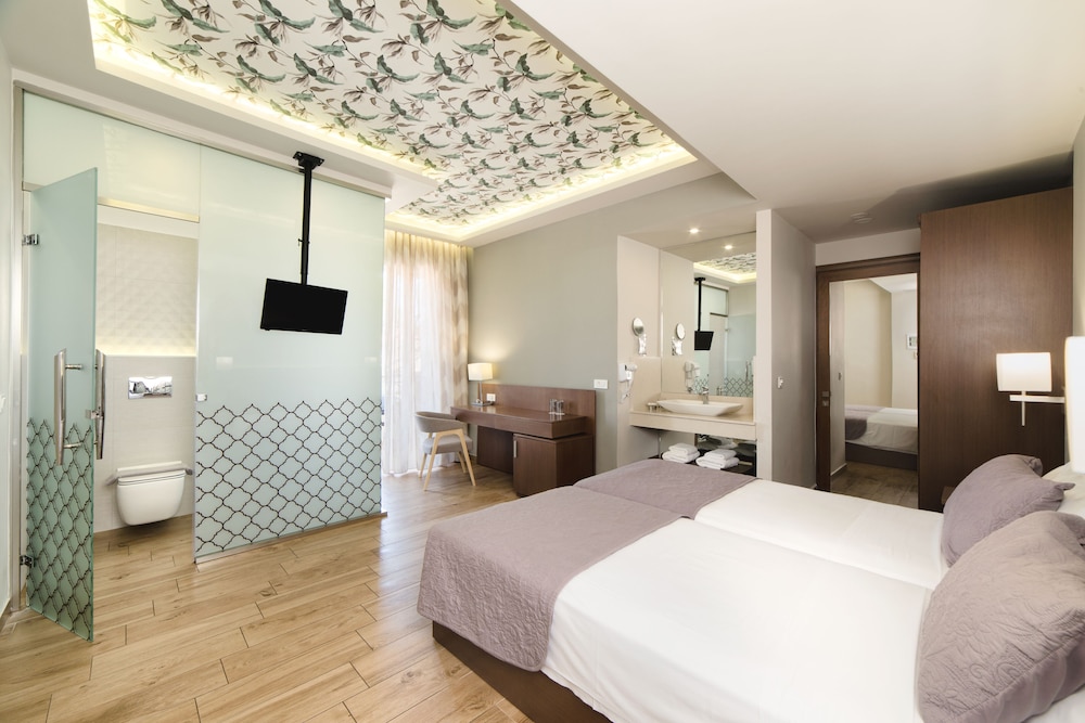 Kalamaki Beach Hotel - Zakynthos Island — Hotel rooms in Kalamaki (Zakynthos), Ionian Islands