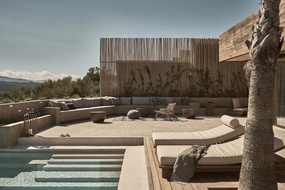 Olea All Suite Hotel, a Member of Design Hotels — Swimming pool in Tsilivi, Ionian Islands