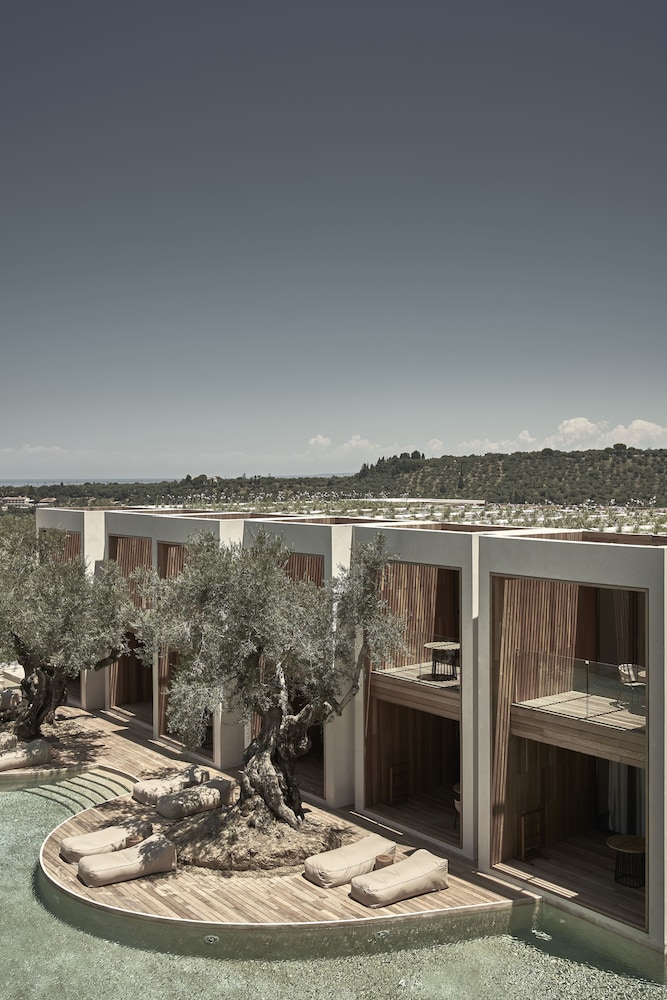 Olea All Suite Hotel, a Member of Design Hotels — Hotel building in Tsilivi, Ionian Islands