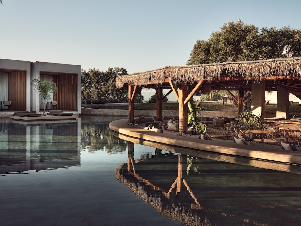 Olea All Suite Hotel, a Member of Design Hotels — Swimming pool in Tsilivi, Ionian Islands
