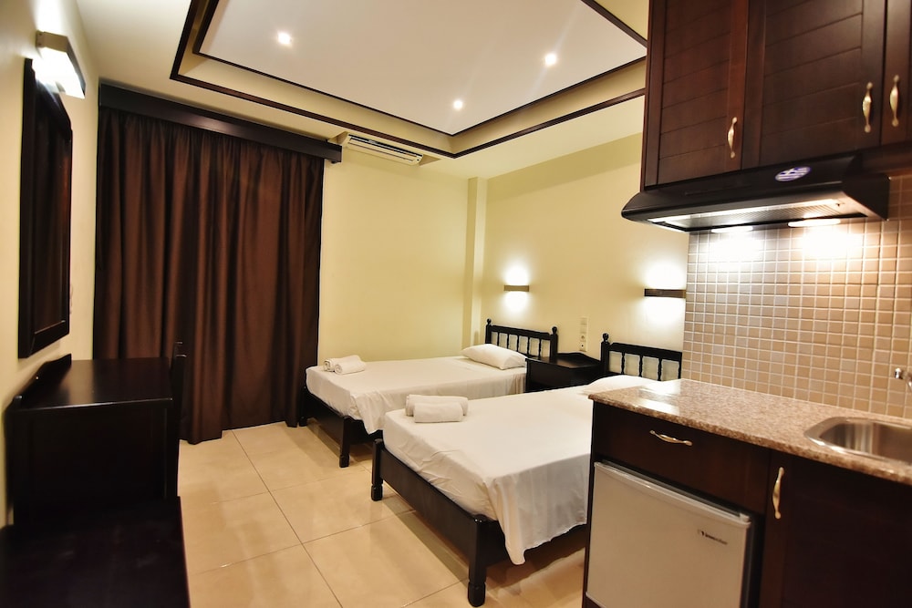 24 Seven Boutique Hotel — Hotel rooms in Malia
