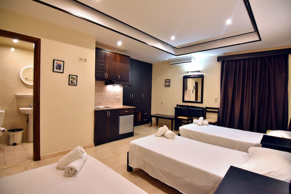24 Seven Boutique Hotel — Hotel rooms in Malia