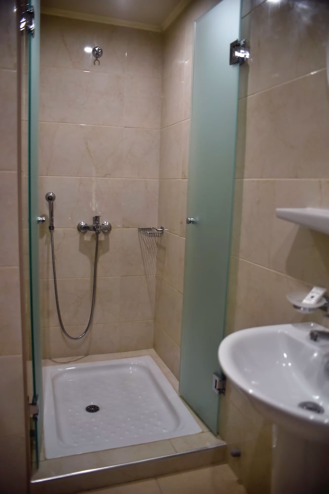 24 Seven Boutique Hotel — Hotel rooms in Malia