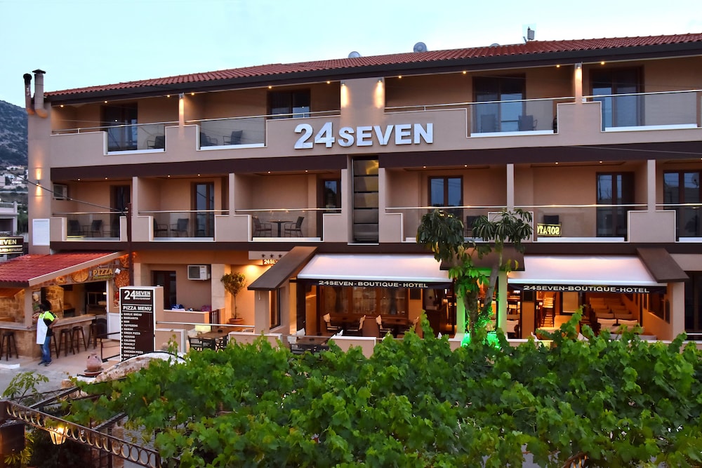 24 Seven Boutique Hotel — Hotel building in Malia