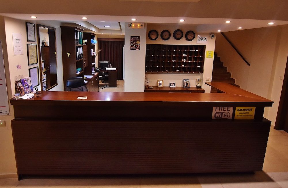 24 Seven Boutique Hotel — Hotel building in Malia