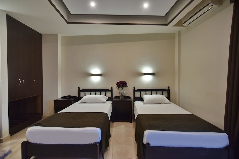 24 Seven Boutique Hotel — Hotel rooms in Malia