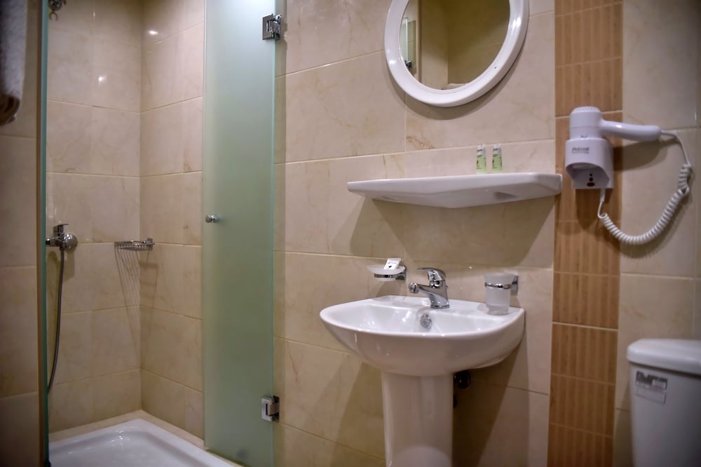 24 Seven Boutique Hotel — Hotel rooms in Malia