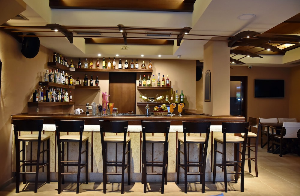 24 Seven Boutique Hotel — Restaurant & bars in Malia