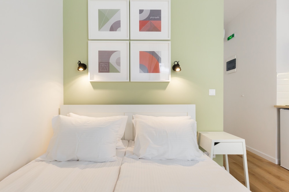 Dinostratus House – Boutique Studios near Acropolis and Metro — Hotel rooms in Athens, Attica