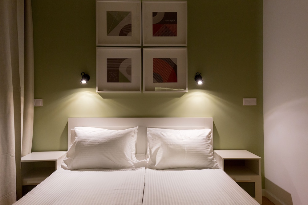 Dinostratus House – Boutique Studios near Acropolis and Metro — Hotel rooms in Athens, Attica
