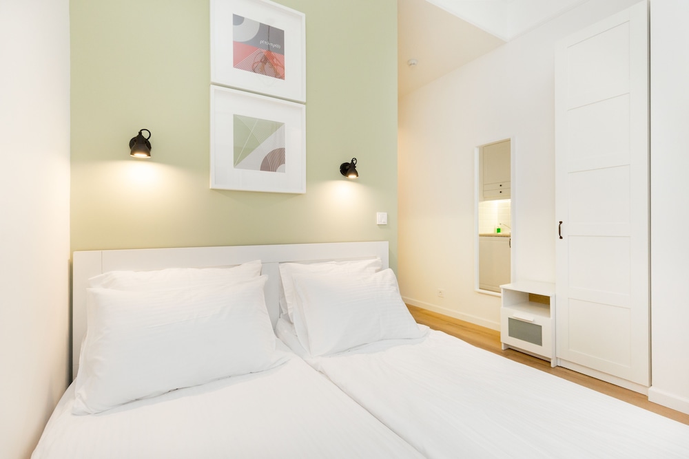 Dinostratus House – Boutique Studios near Acropolis and Metro — Hotel rooms in Athens, Attica