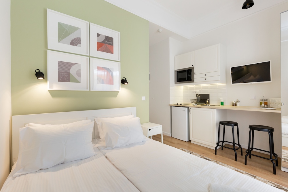 Dinostratus House – Boutique Studios near Acropolis and Metro — Hotel rooms in Athens, Attica