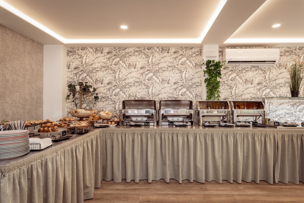 Aeolos Boutique Hotel & Suites — Restaurant & bars in Kalamaki (Zakynthos), Ionian Islands