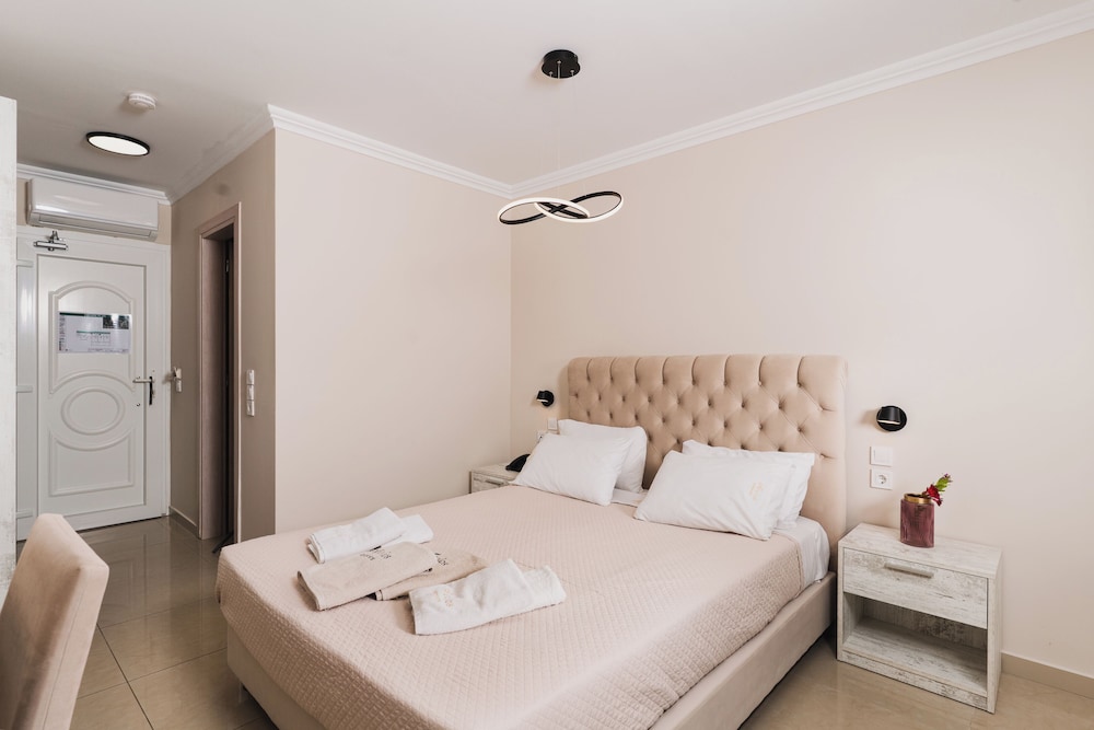 Aeolos Boutique Hotel & Suites — Hotel rooms in Kalamaki (Zakynthos), Ionian Islands