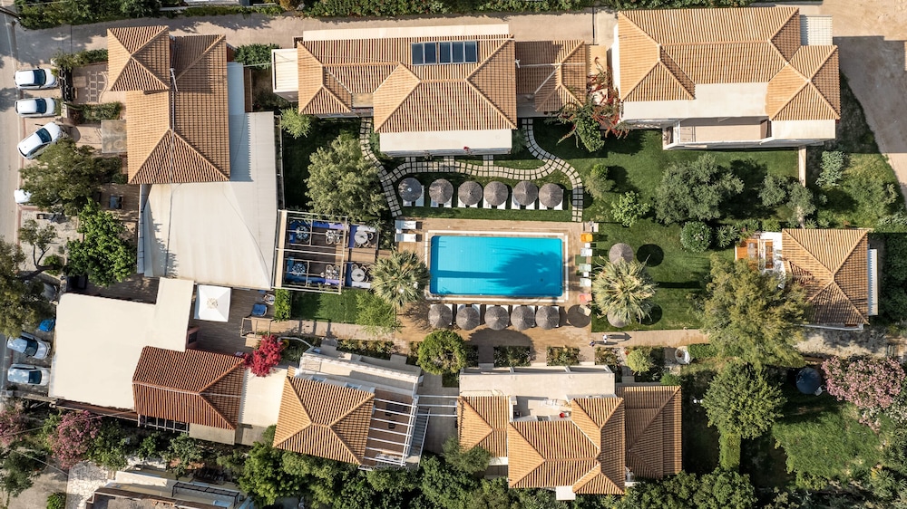 Aeolos Boutique Hotel & Suites — Hotel building in Kalamaki (Zakynthos), Ionian Islands