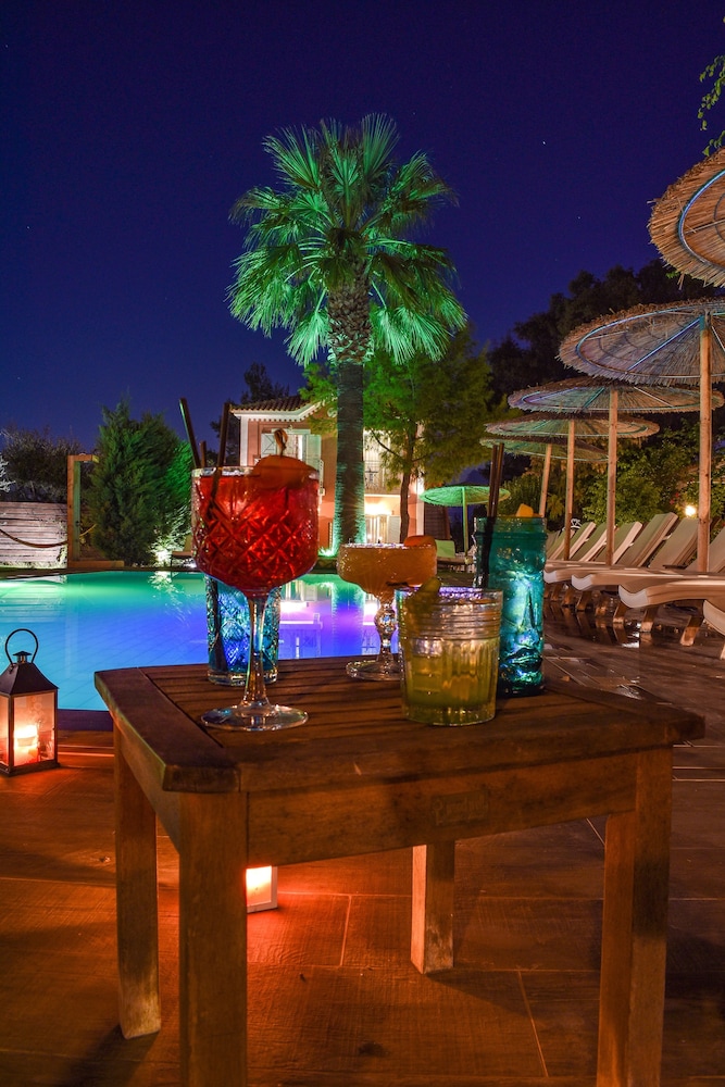 Aeolos Boutique Hotel & Suites — Restaurant & bars in Kalamaki (Zakynthos), Ionian Islands