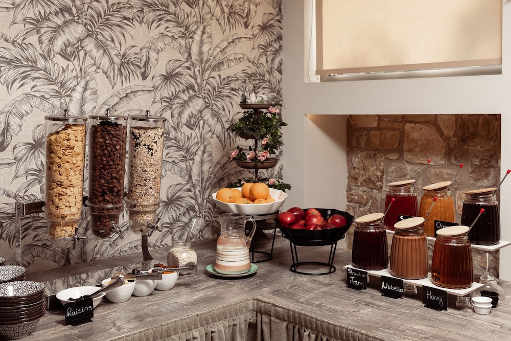 Aeolos Boutique Hotel & Suites — Restaurant & bars in Kalamaki (Zakynthos), Ionian Islands