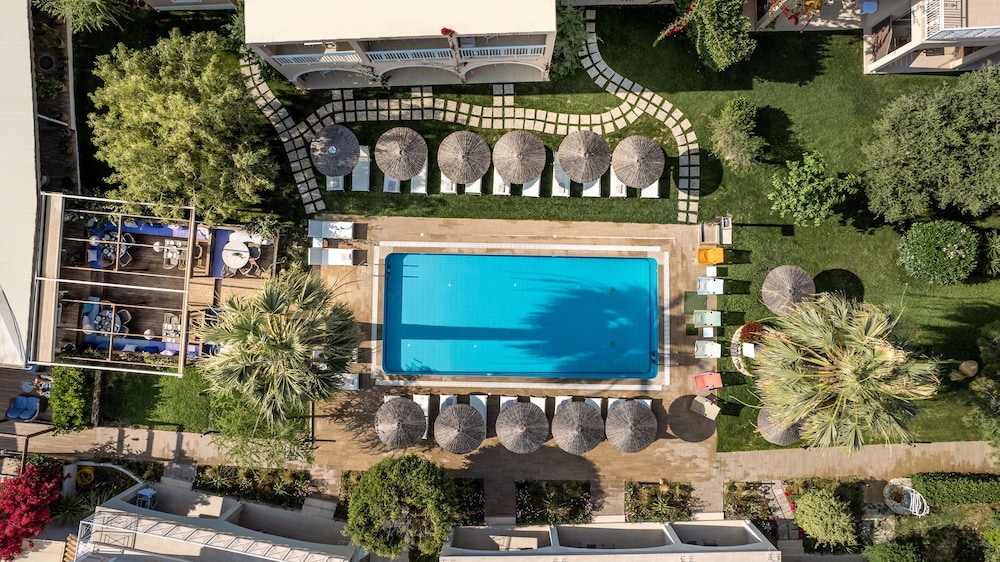Aeolos Boutique Hotel & Suites — Main photo in Kalamaki (Zakynthos), Ionian Islands