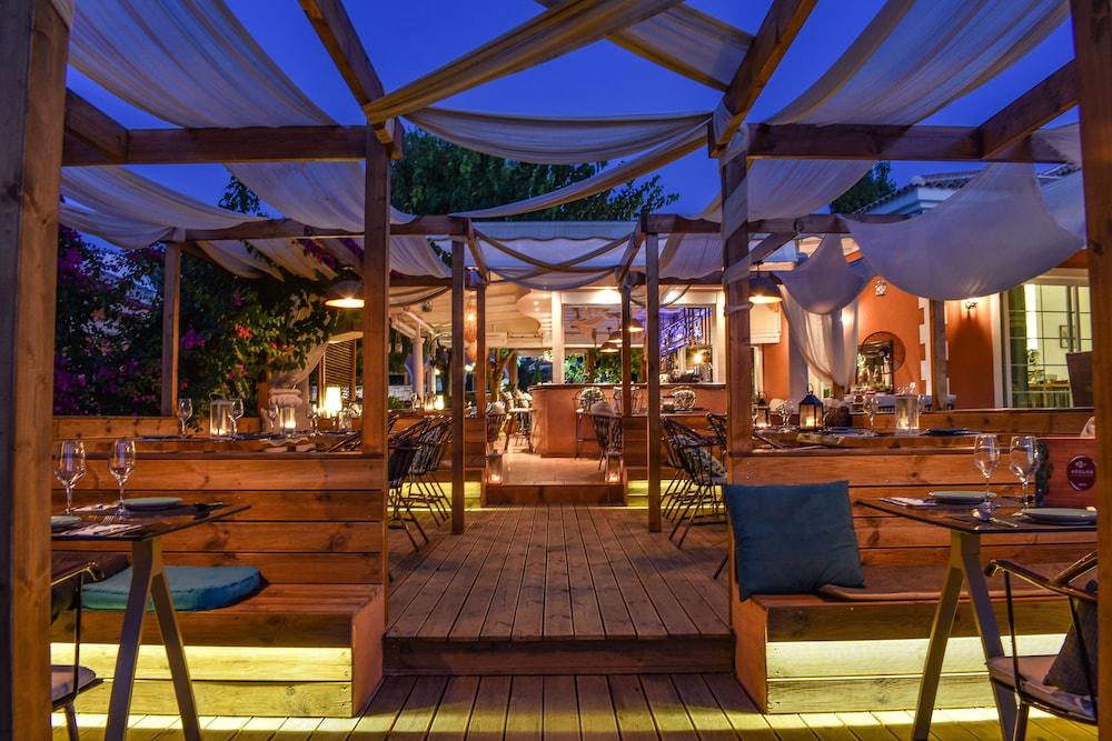 Aeolos Boutique Hotel & Suites — Restaurant & bars in Kalamaki (Zakynthos), Ionian Islands