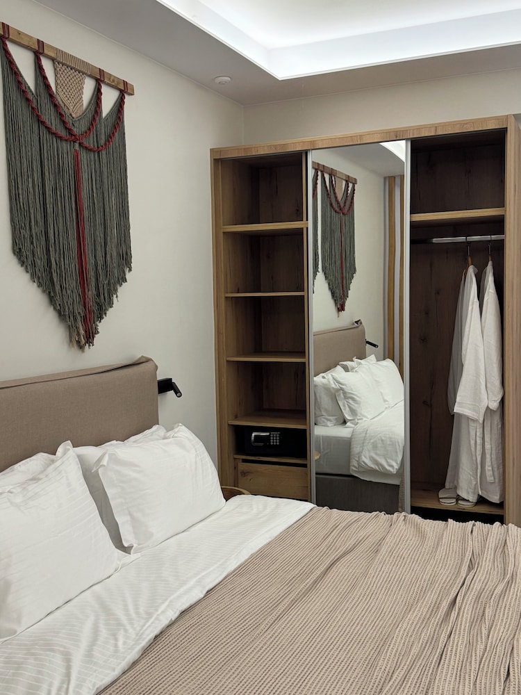 The Noverian Antama Organic Beach Resort Chania with Outdoor Heated Pool — Hotel rooms in Chania