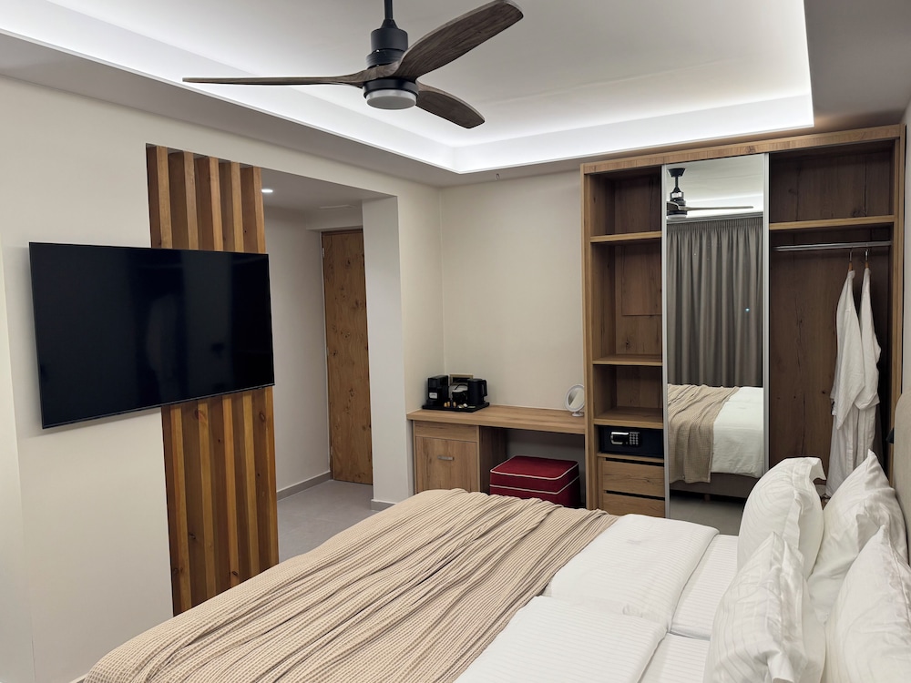 The Noverian Antama Organic Beach Resort Chania with Outdoor Heated Pool — Hotel rooms in Chania