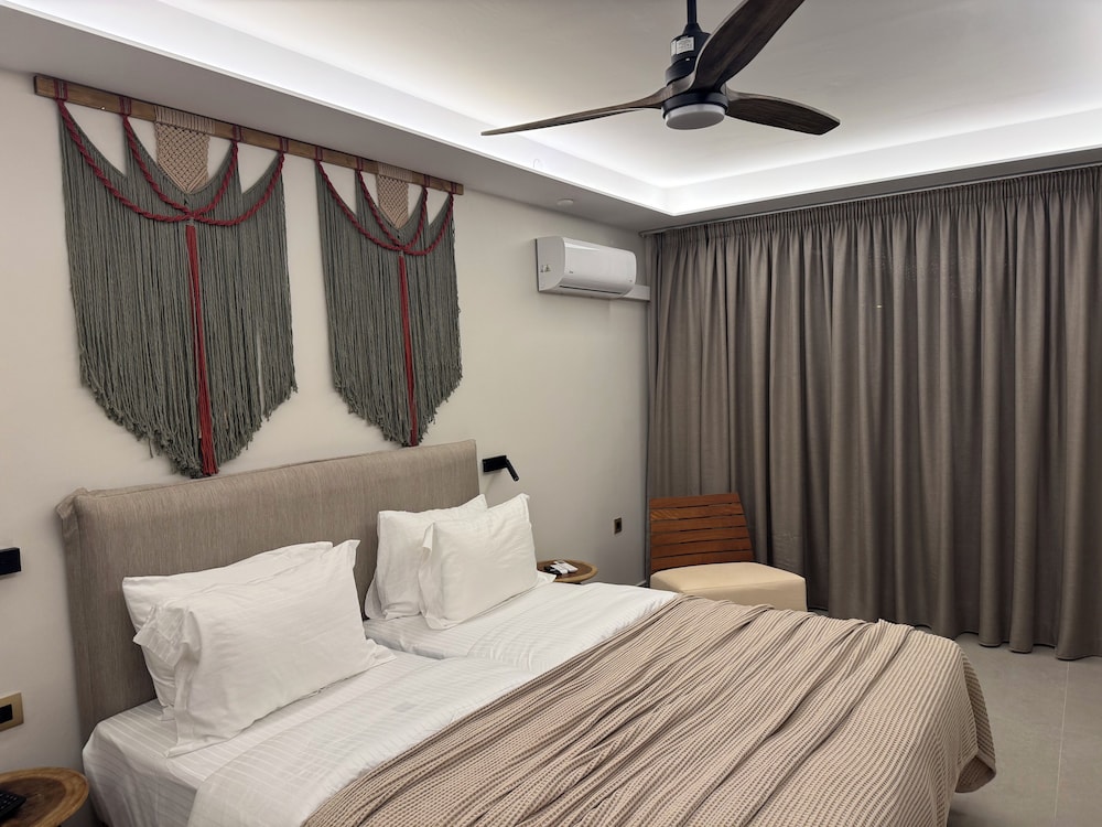 The Noverian Antama Organic Beach Resort Chania with Outdoor Heated Pool — Hotel rooms in Chania