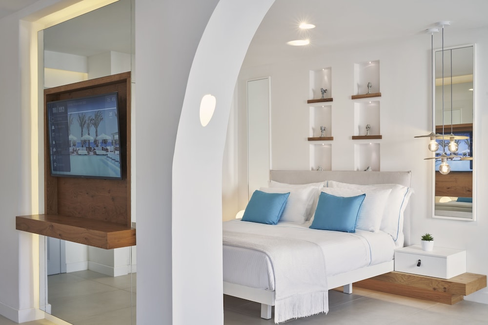 Nikki Beach Resort & Spa Santorini — Hotel rooms in Kamari, South Aegean