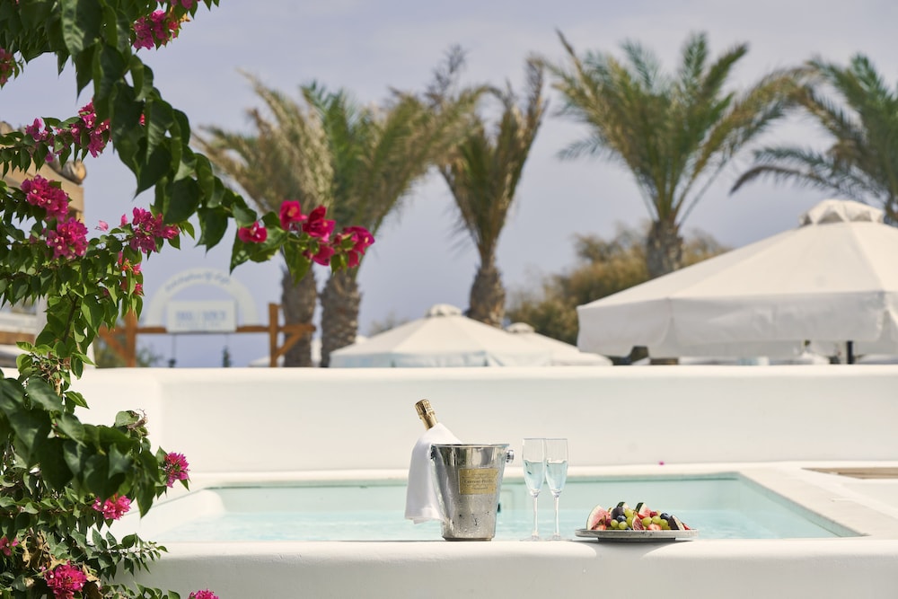Nikki Beach Resort & Spa Santorini — Swimming pool in Kamari, South Aegean