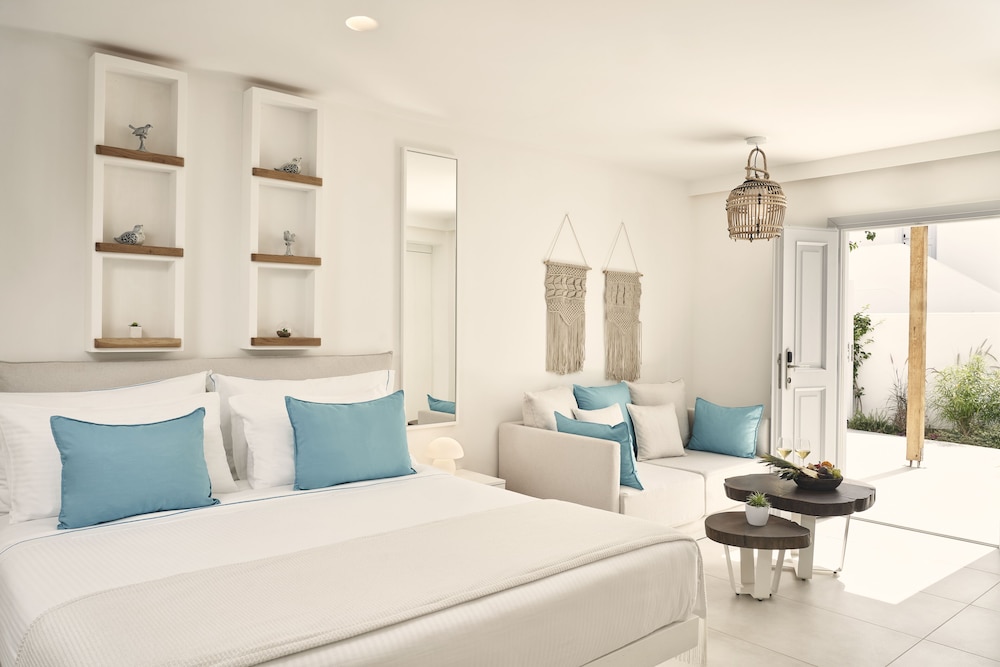 Nikki Beach Resort & Spa Santorini — Hotel rooms in Kamari, South Aegean