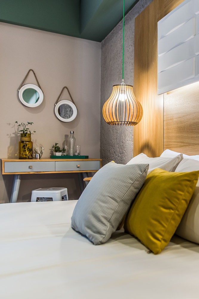 Sunshine Boutique Hotel — Hotel rooms in Malia