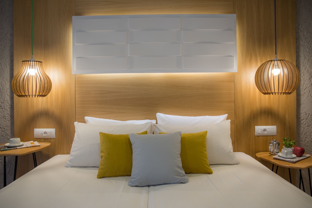 Sunshine Boutique Hotel — Hotel rooms in Malia