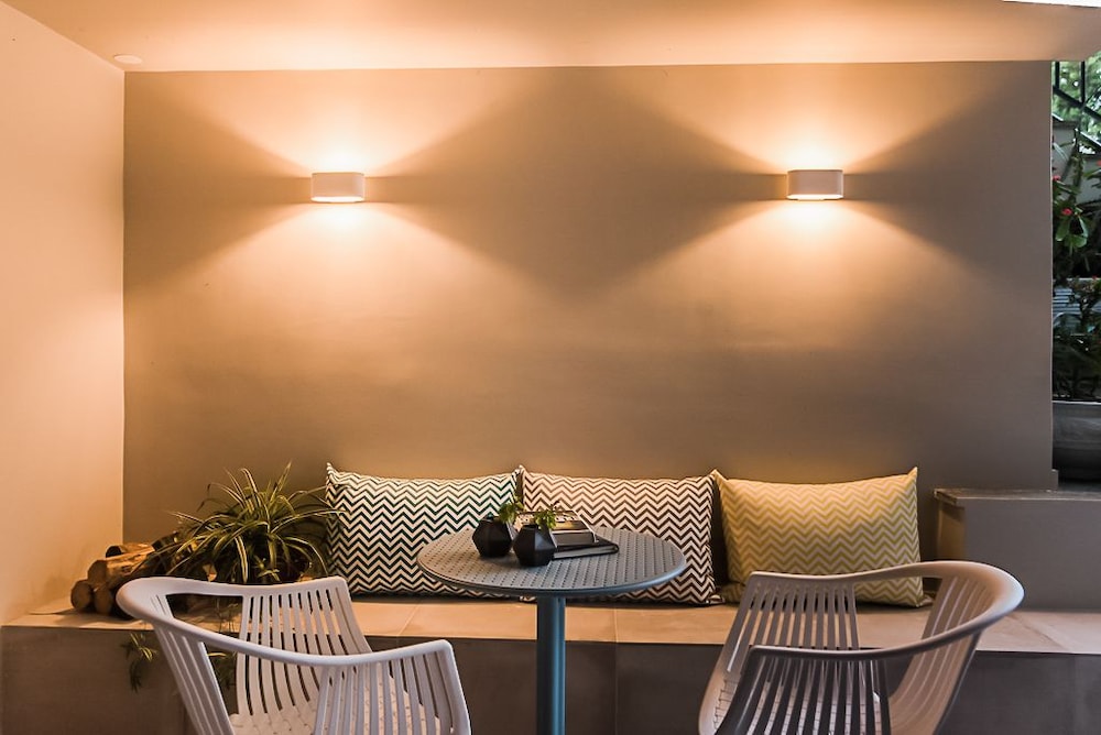 Sunshine Boutique Hotel — Restaurant & bars in Malia