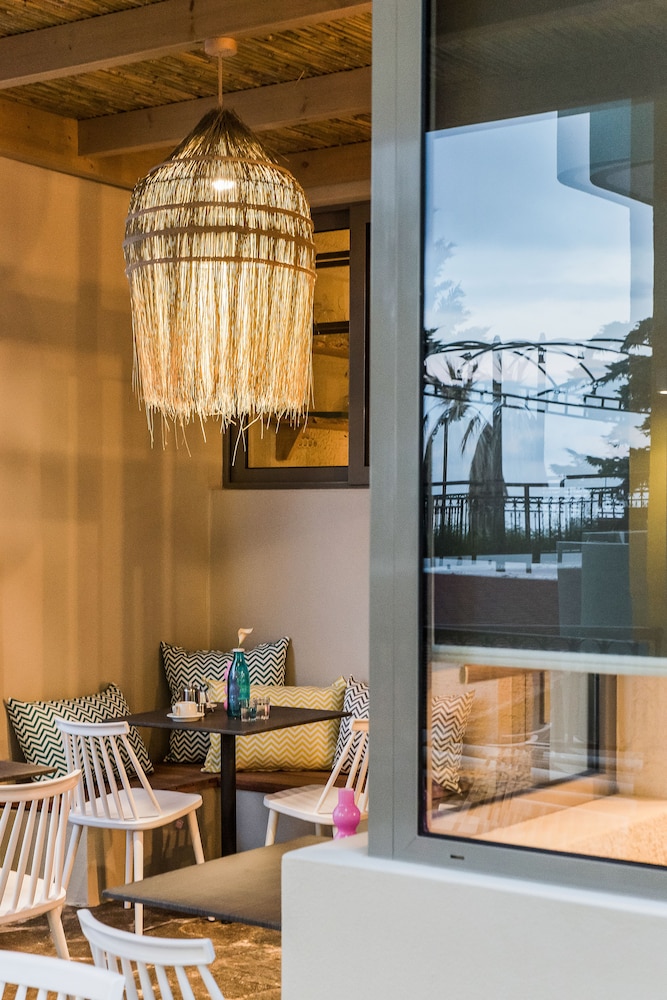 Sunshine Boutique Hotel — Hotel rooms in Malia