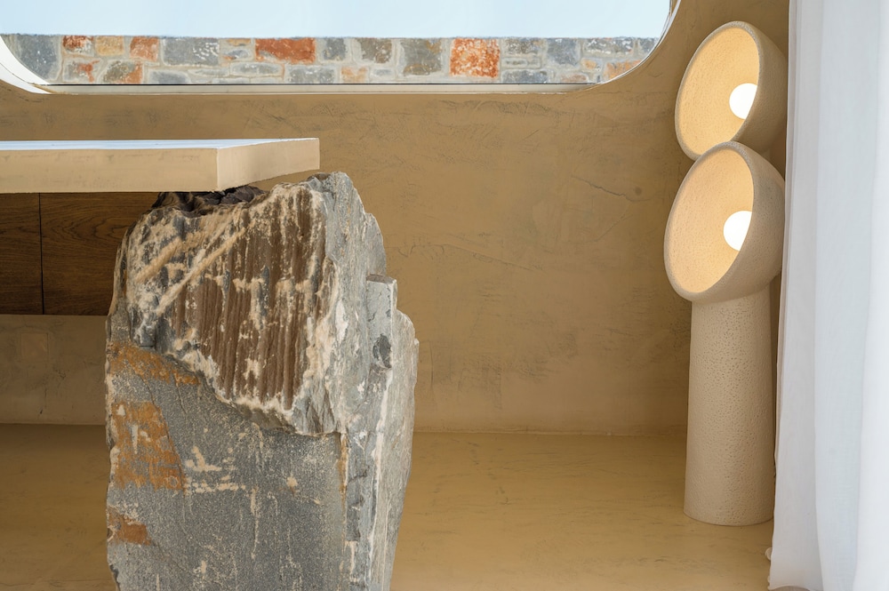 Sunshine Boutique Hotel — Hotel building in Malia