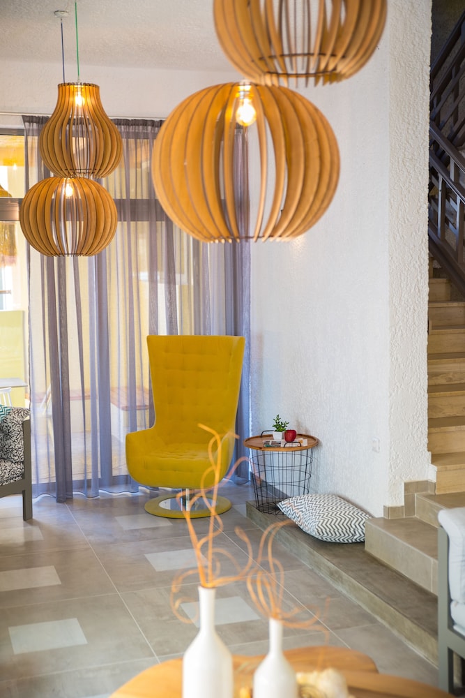 Sunshine Boutique Hotel — Hotel building in Malia