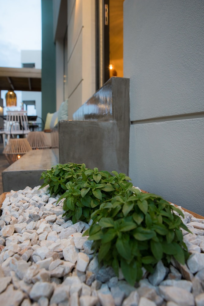 Sunshine Boutique Hotel — Hotel building in Malia