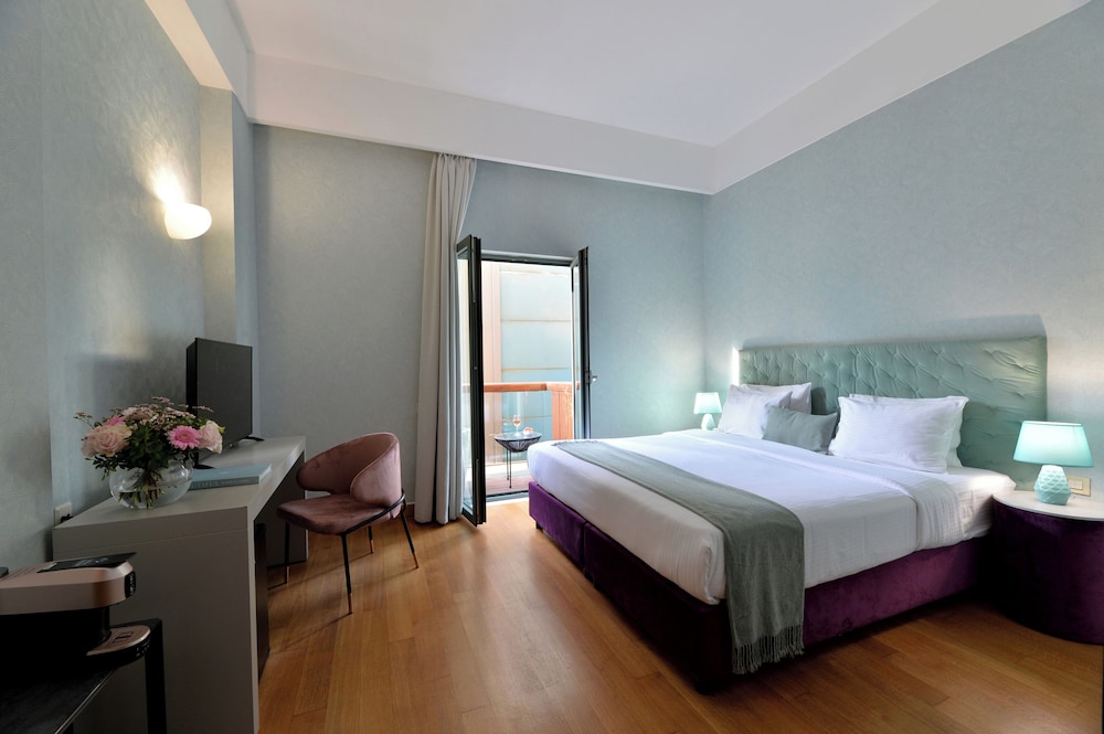 Athenaeum Eridanus Luxury Hotel — Hotel rooms in Athens, Attica