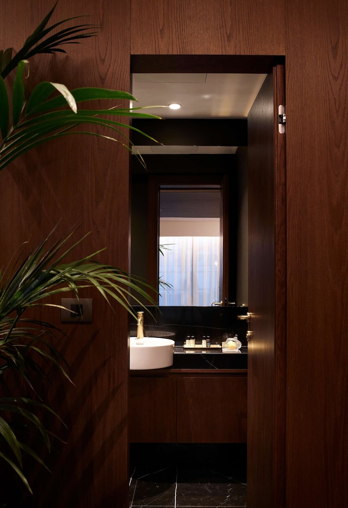 Brown Acropol, a member of Brown Hotels — Hotel rooms in Athens, Attica