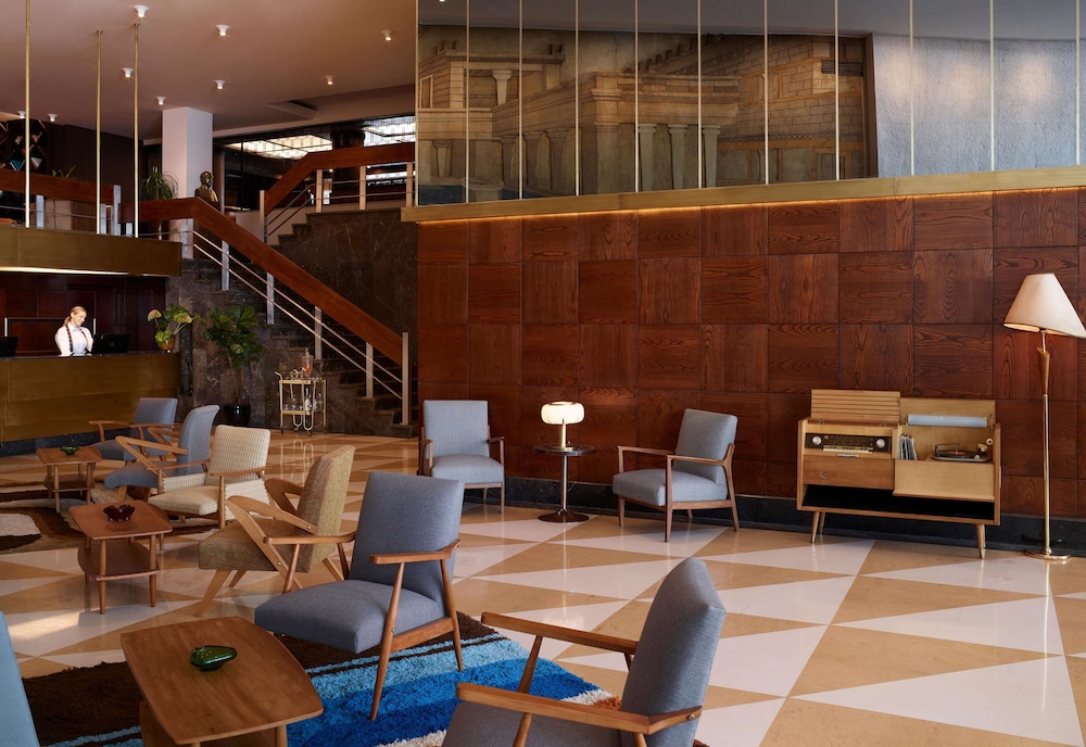 Brown Acropol, a member of Brown Hotels — Hotel building in Athens, Attica