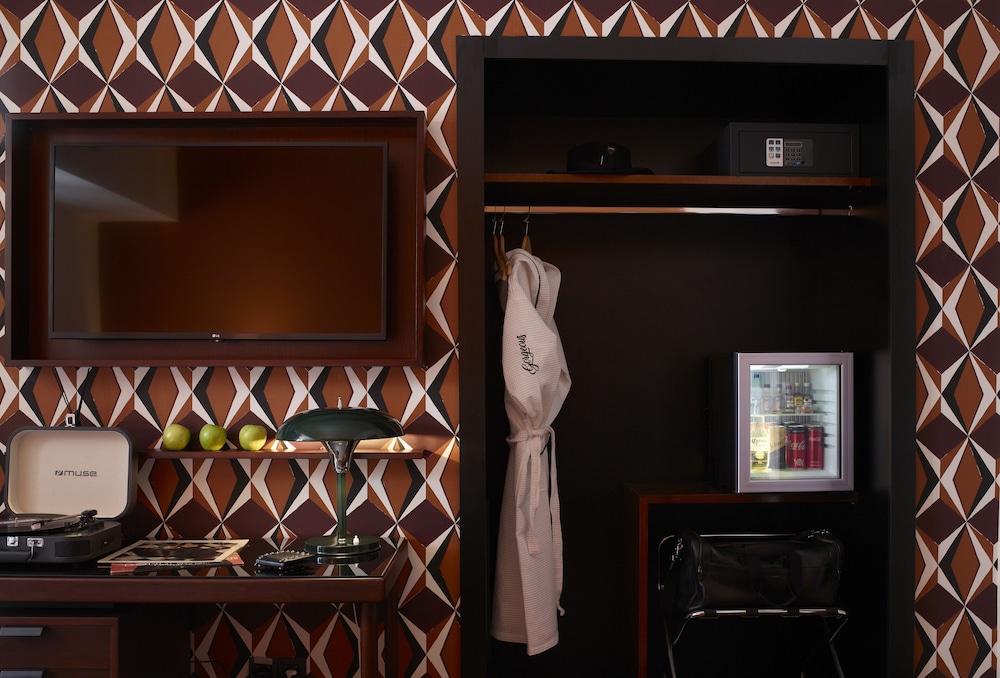 Brown Acropol, a member of Brown Hotels — Hotel rooms in Athens, Attica