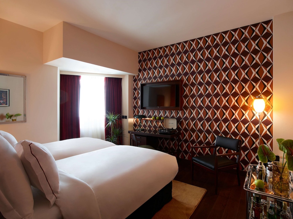 Brown Acropol, a member of Brown Hotels — Hotel rooms in Athens, Attica