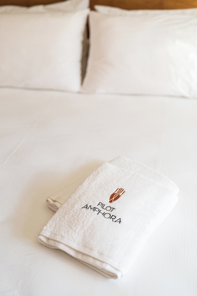 Pilot Amphora Boutique Hotel - Adults Only — Hotel rooms in Georgioupolis