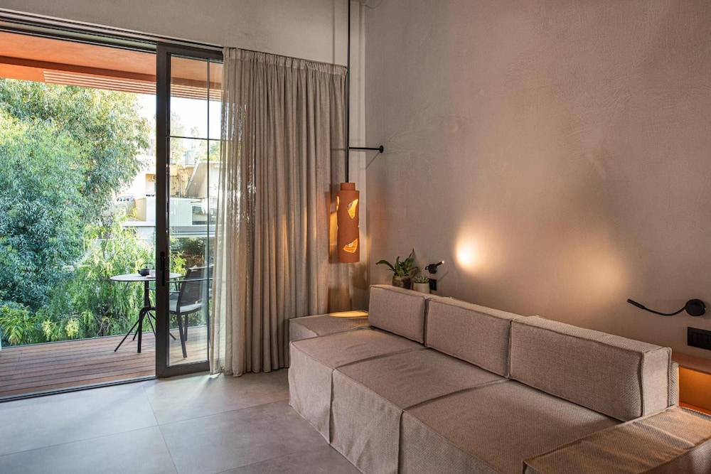 Pilot Amphora Boutique Hotel - Adults Only — Hotel rooms in Georgioupolis