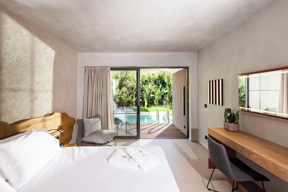 Pilot Amphora Boutique Hotel - Adults Only — Hotel rooms in Georgioupolis