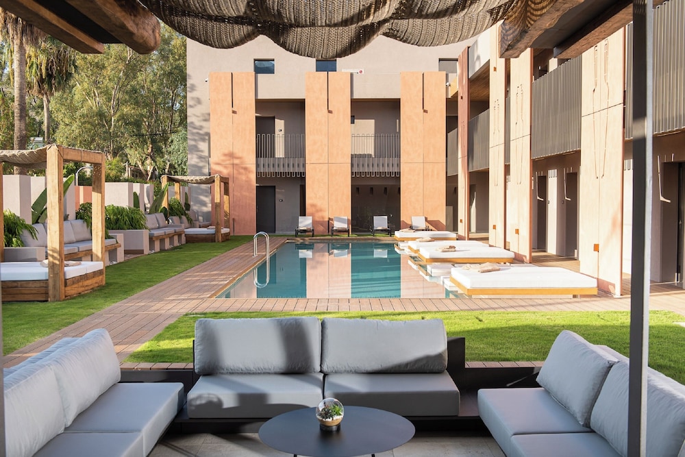 Pilot Amphora Boutique Hotel - Adults Only — Swimming pool in Georgioupolis