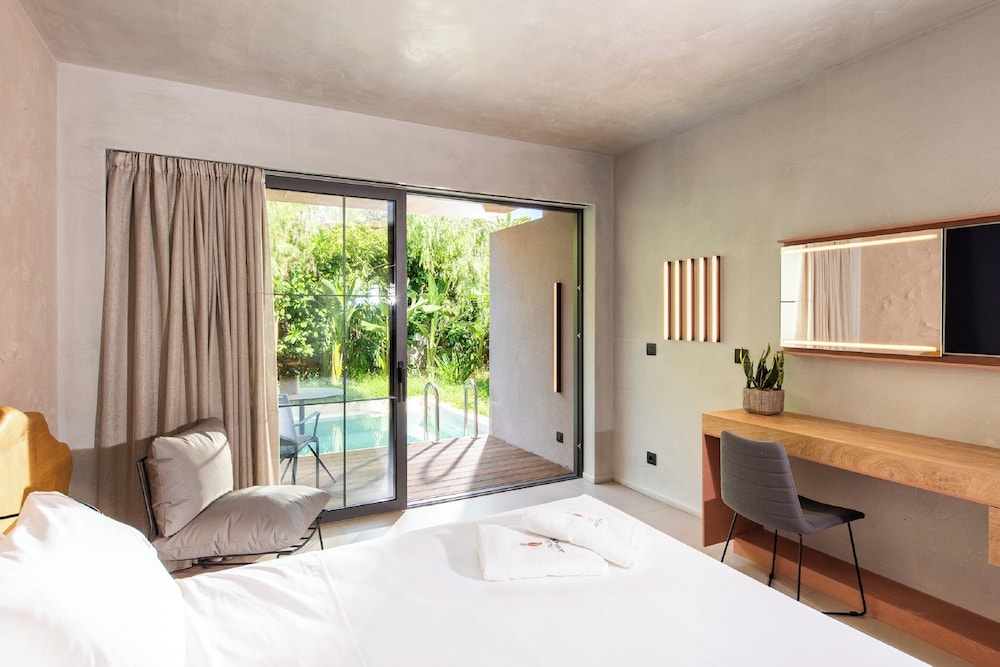 Pilot Amphora Boutique Hotel - Adults Only — Hotel rooms in Georgioupolis