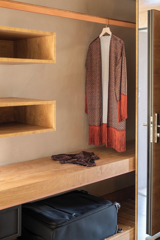 Pilot Amphora Boutique Hotel - Adults Only — Hotel rooms in Georgioupolis