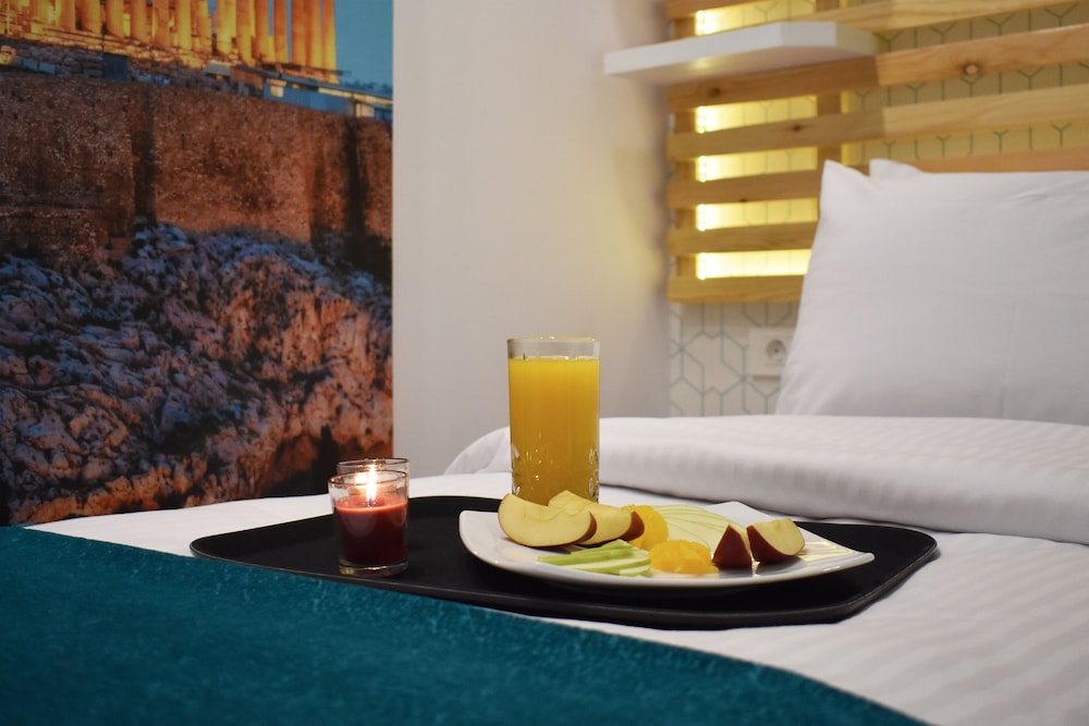 Athenian Montaza Hotel — Hotel rooms in Athens, Attica