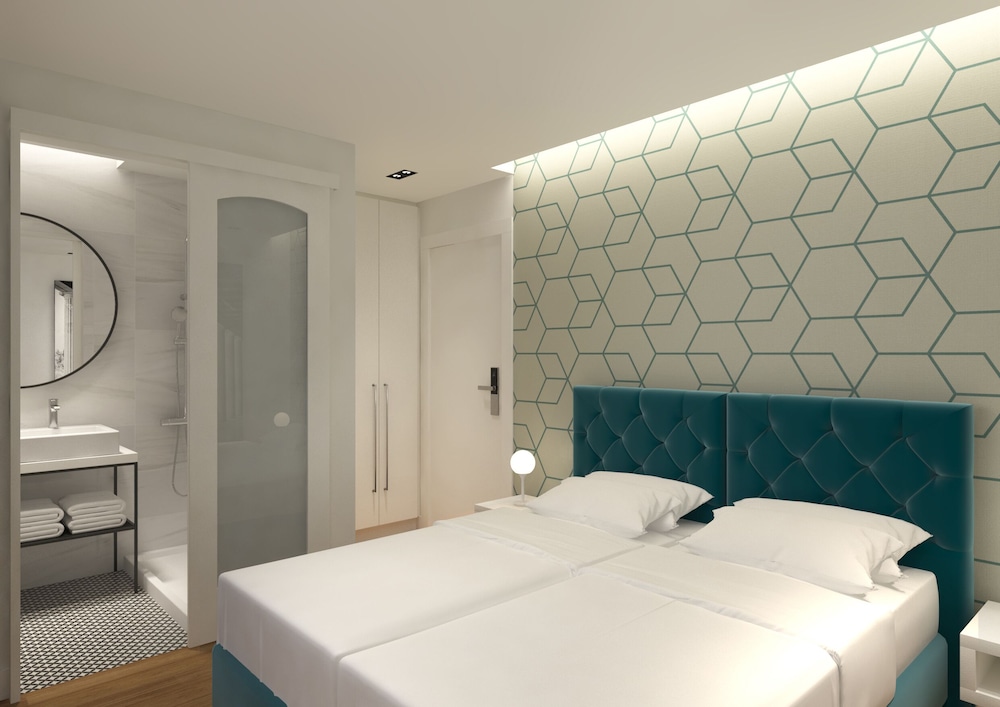 Athenian Montaza Hotel — Hotel rooms in Athens, Attica