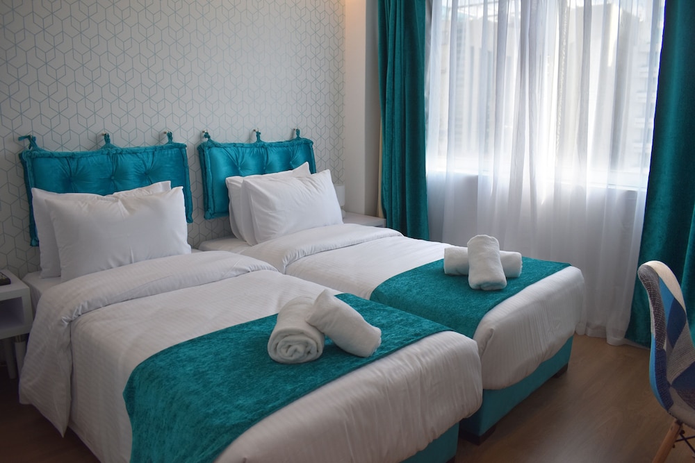 Athenian Montaza Hotel — Hotel rooms in Athens, Attica
